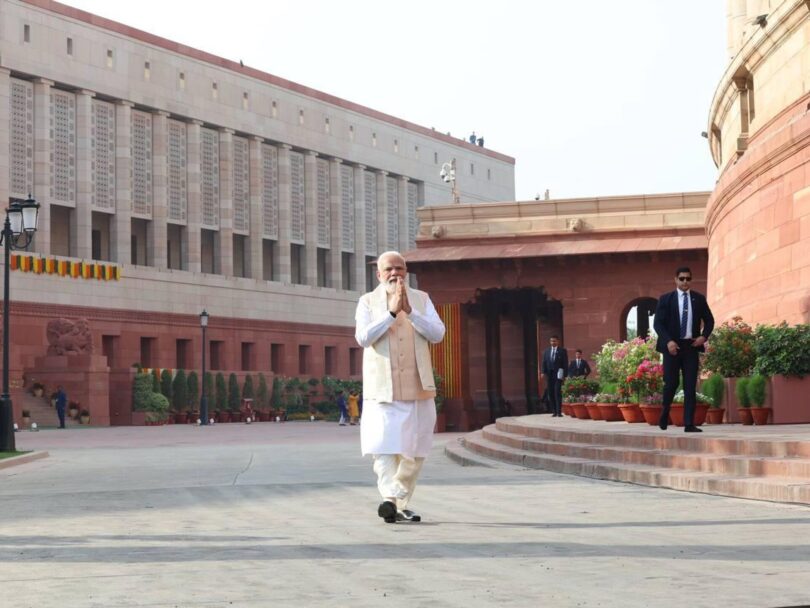 Prime Minister Modi Says Goodbye to Old Parliament House