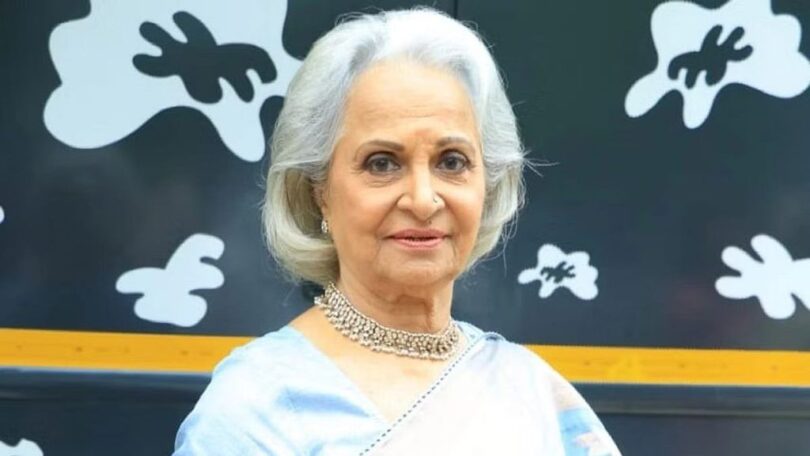 Waheeda Rehman Graciously Receives Dadasaheb Phalke Lifetime Achievement Award